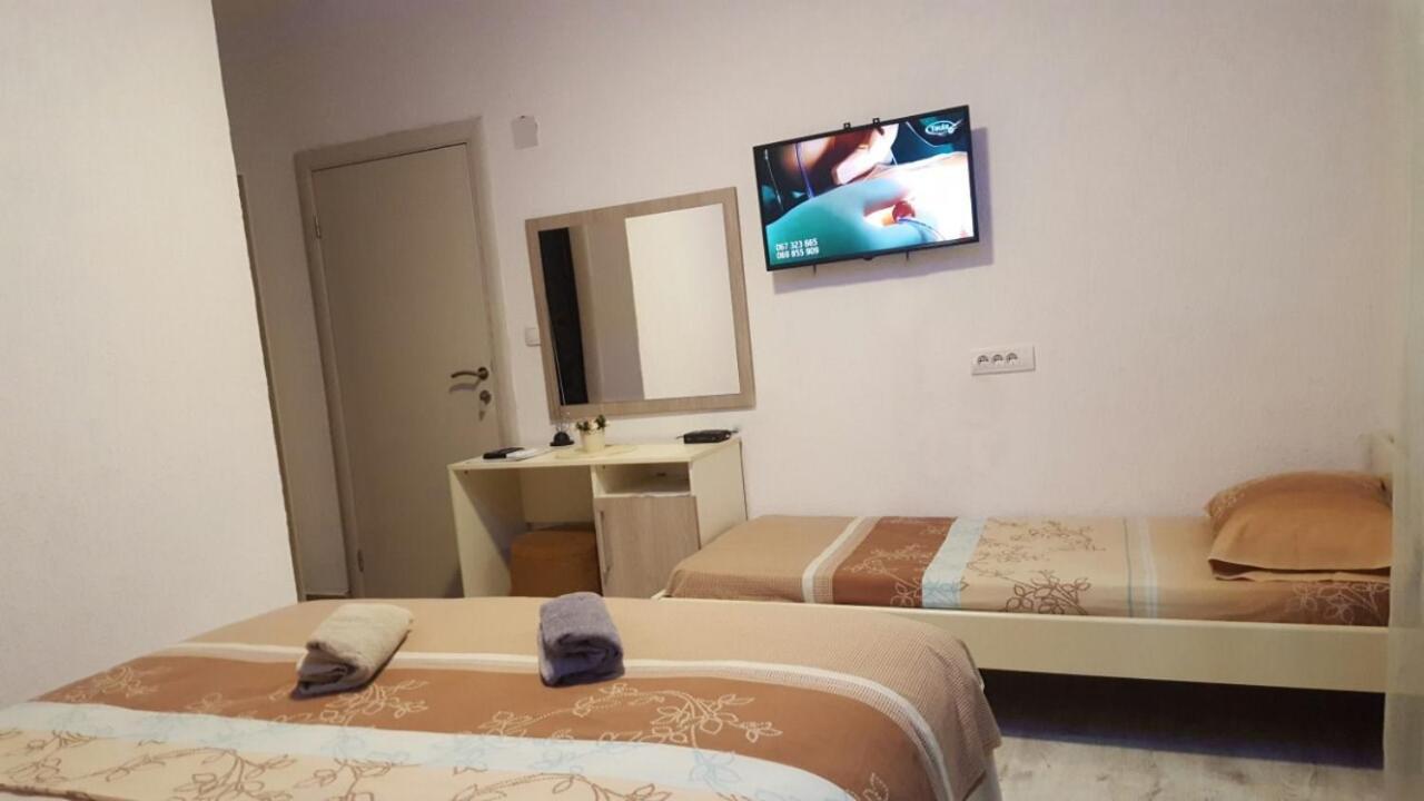 Apartments Ardoni Улцинь Экстерьер фото