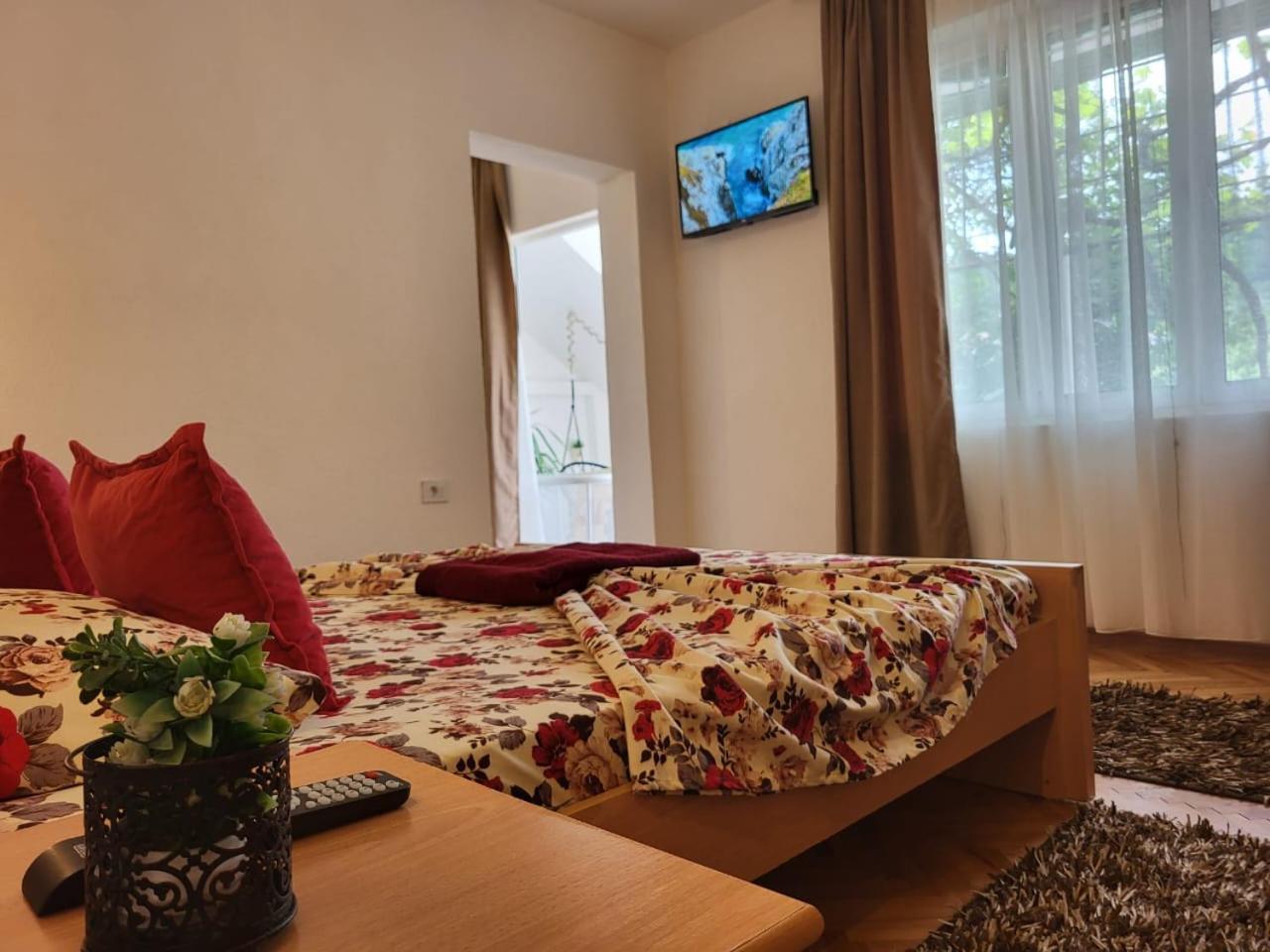 Apartments Ardoni Улцинь Экстерьер фото